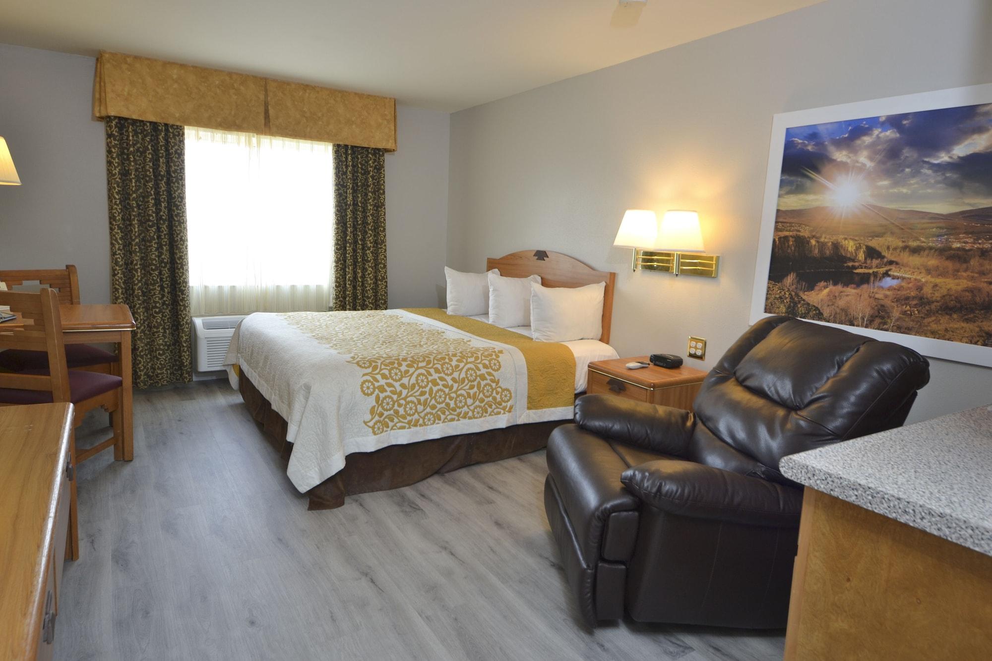 Days Inn & Suites By Wyndham Airport Альбукерке Экстерьер фото